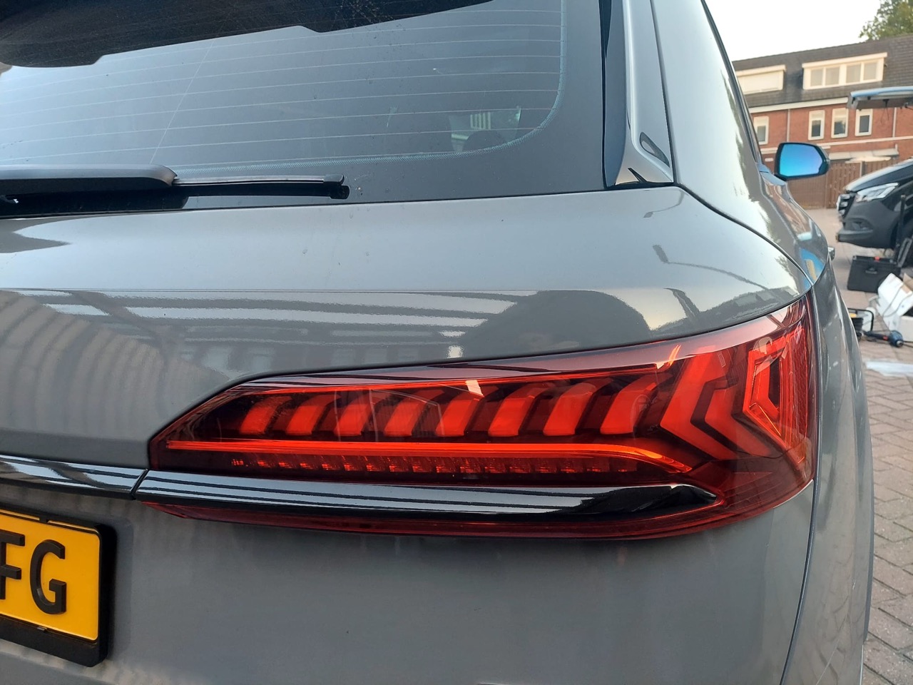 Koplampen en achterlichten smoken of tinten