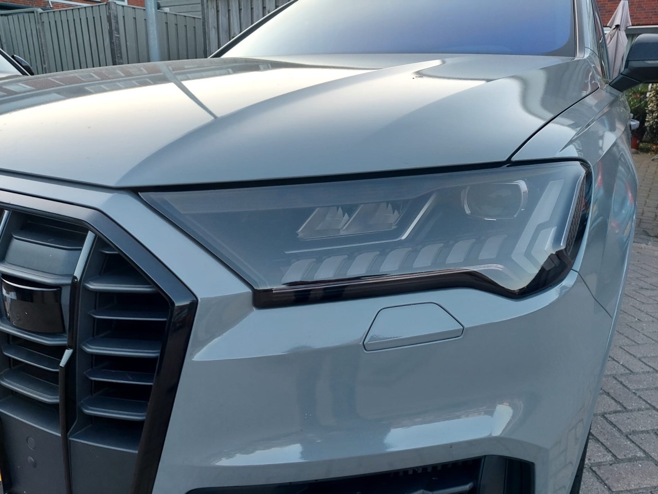 Koplampen en achterlichten smoken of tinten